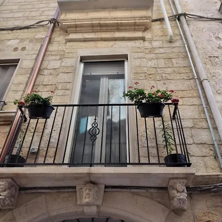 Margaret Apartment *